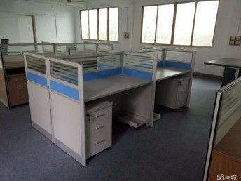 重慶辦公家具全攻略 從屏風(fēng)隔斷到班臺書柜，打造高效辦公空間